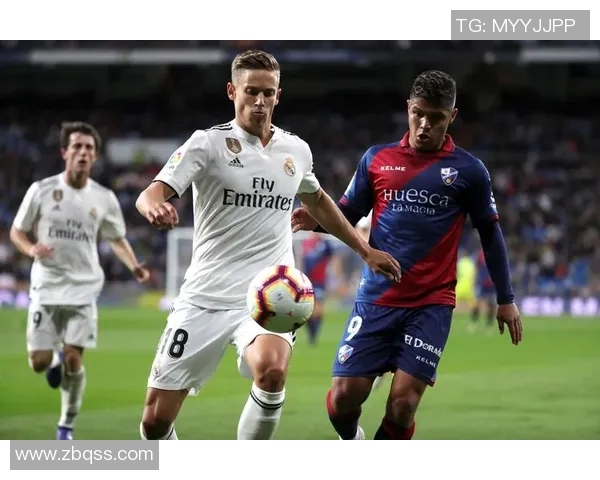 韦斯卡主场击败瓦伦西亚，保级之路更显坎坷